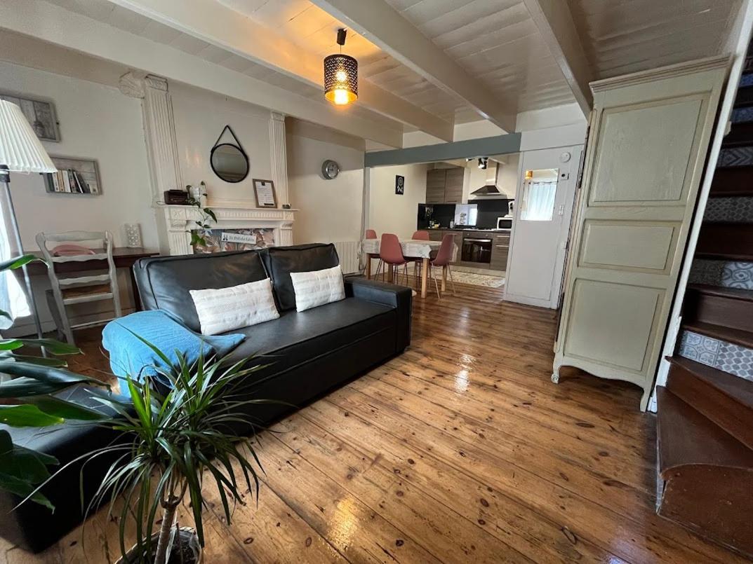 Апартаменты Duplex Au Lin Сен-Поль-де-Леон Экстерьер фото