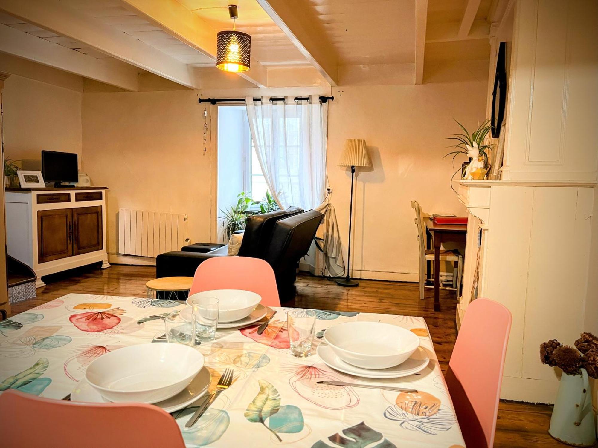 Апартаменты Duplex Au Lin Сен-Поль-де-Леон Экстерьер фото
